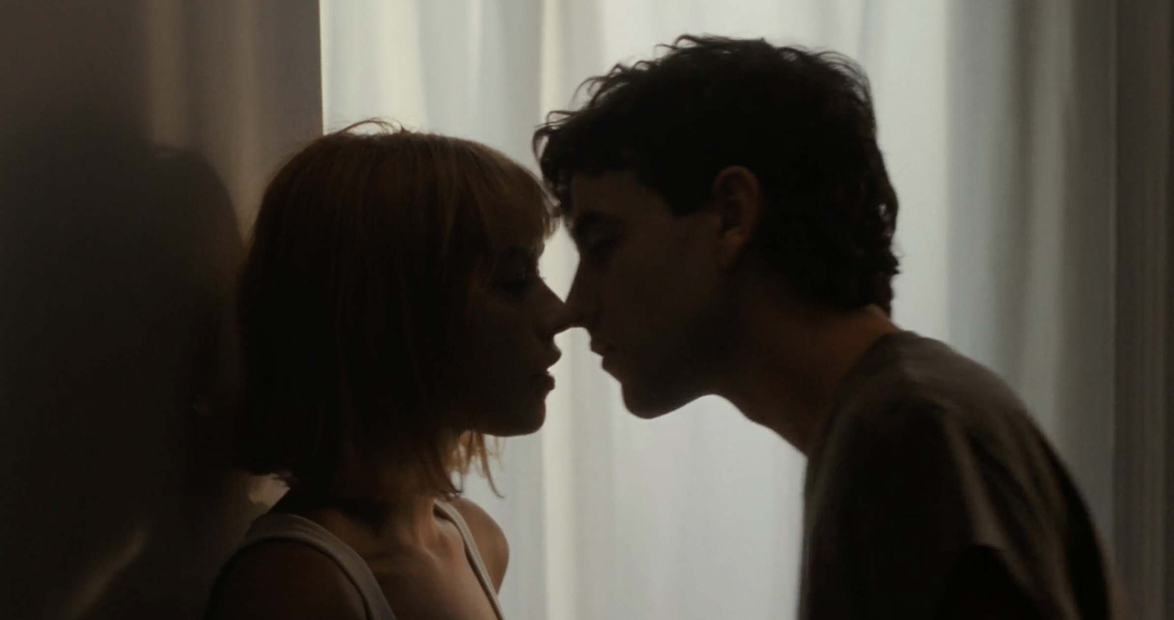 still from Fuiste Paris